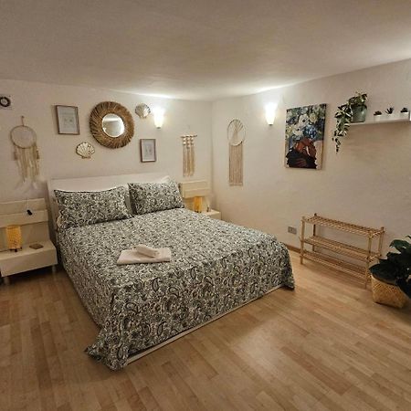 La Maison Bouganville Salerno Esterno foto