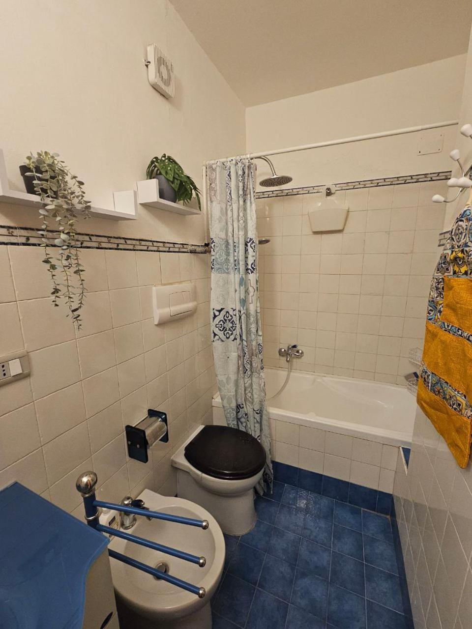 La Maison Bouganville Salerno Esterno foto