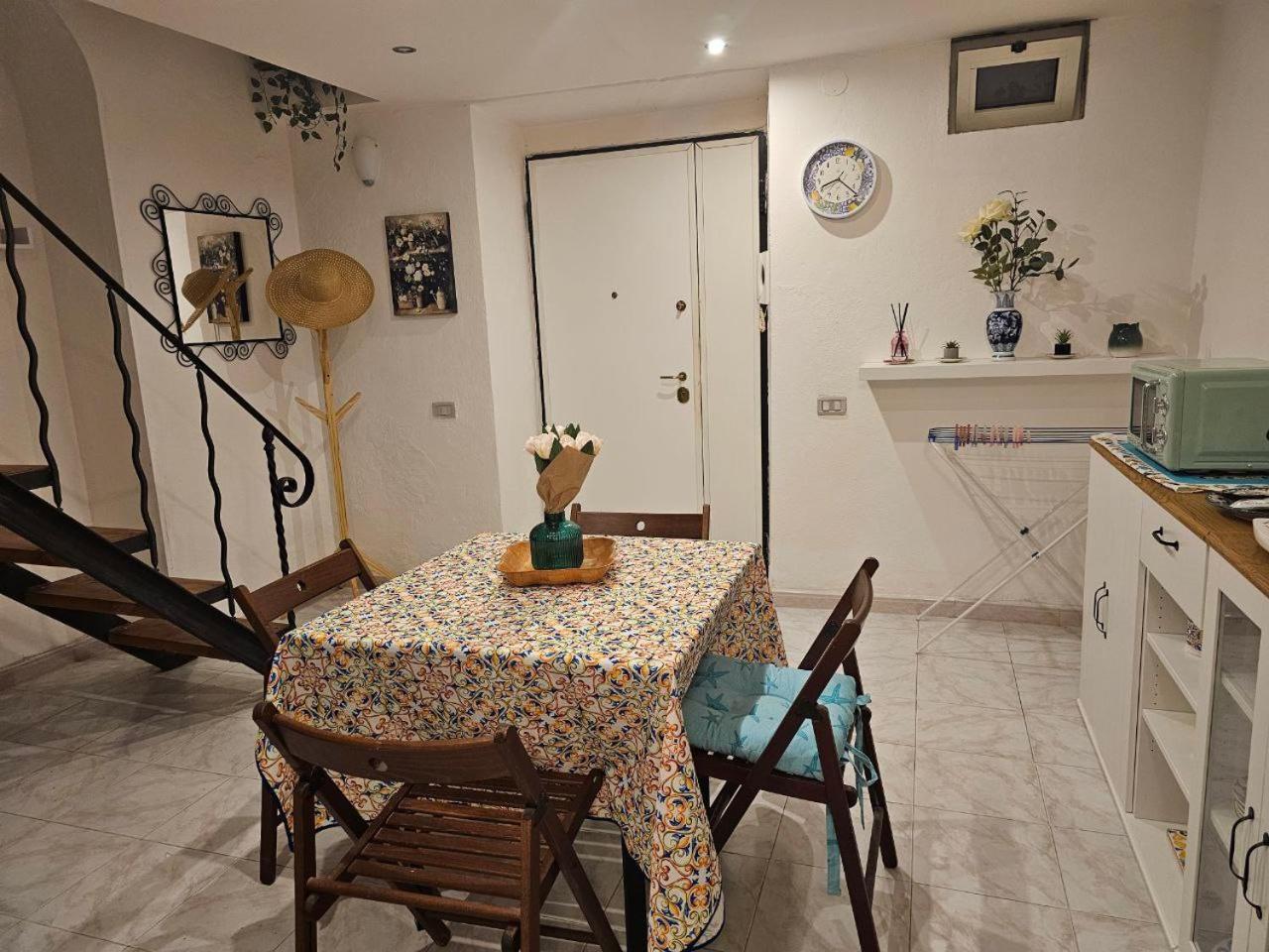 La Maison Bouganville Salerno Esterno foto