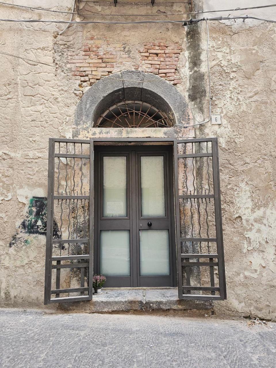 La Maison Bouganville Salerno Esterno foto